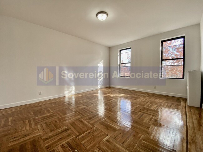 Building Photo - Bennett Ave, gut renovated 2 bedroom.