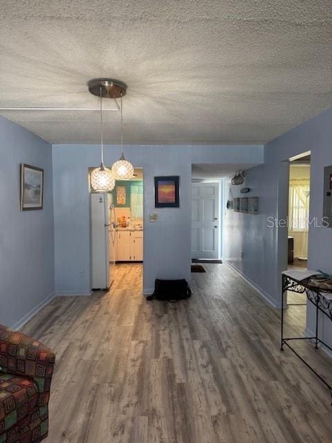 Building Photo - 4746 Azalea Dr