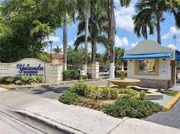 Foto principal - 801 NW 47th Ave