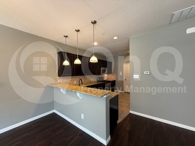 Building Photo - 392 Dublin St