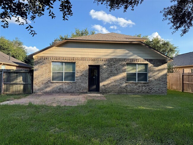Foto del edificio - 12807 Southern Valley Dr