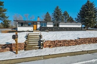 Building Photo - 1424 Columbine Rd
