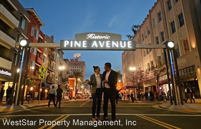 Foto del edificio - 925 E 19th St