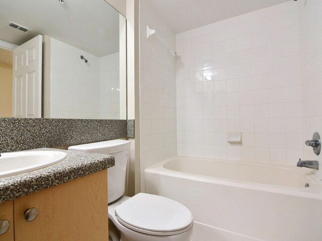 Foto del edificio - 3675 NW Mediterranean Ln