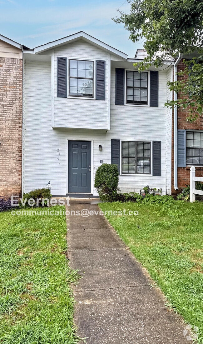 Building Photo - 2163 Cheshire Dr