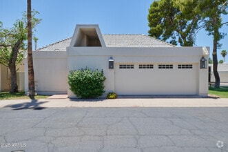 Building Photo - 5336 N 25th St