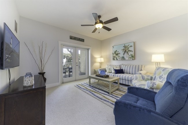 Building Photo - Sebastian River Front Oasis