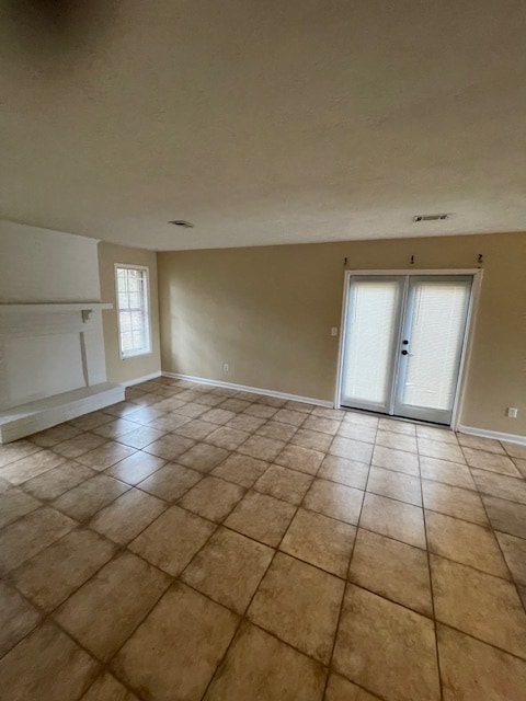 Living room - 322 Lexington Dr