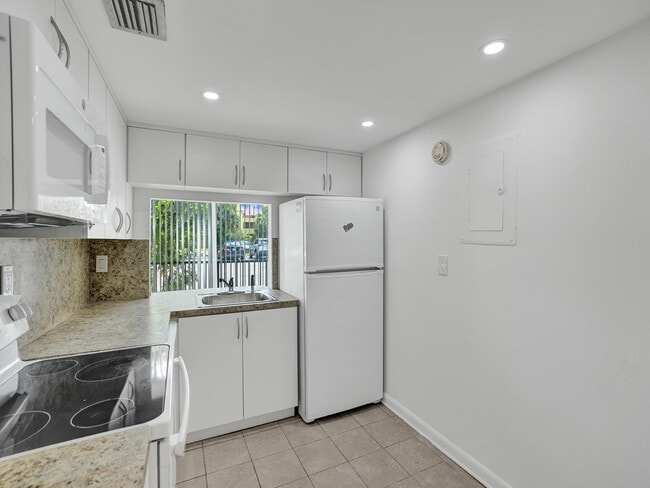 Foto del edificio - 9401 SW 4th St