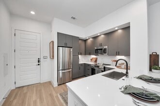 Building Photo - 15635 Memorial Dr