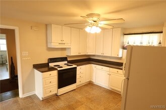 Building Photo - 105 Fernald Ave