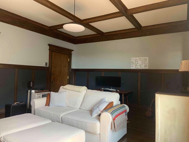Foto del edificio - 559 W Surf St
