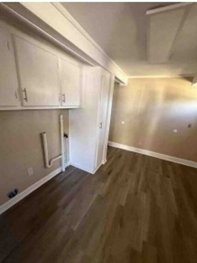 Foto del edificio - 341 E Northside Dr