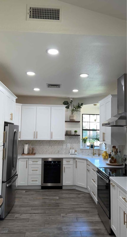 Building Photo - 946 E Cullumber St