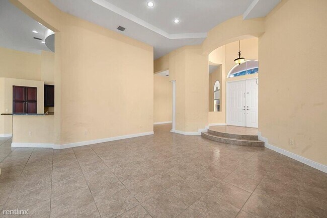Foto del edificio - 5 br, 4.5 bath House - 2633 Treanor Ter