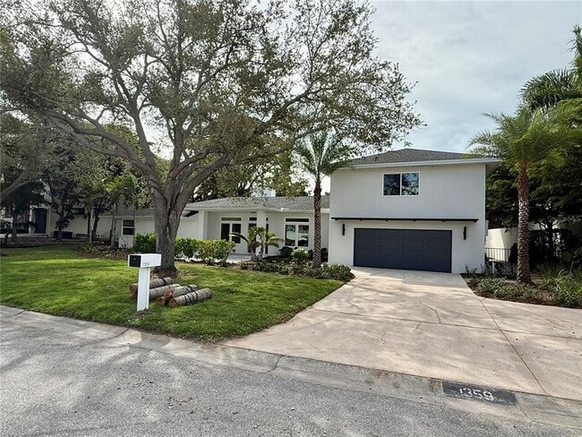 Building Photo - 1359 Harbor Dr