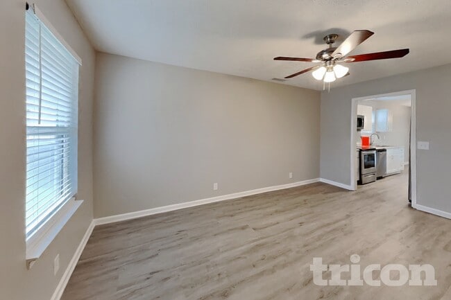Building Photo - 257 Indian Park Dr
