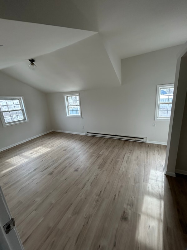 Building Photo - 779 Silver St