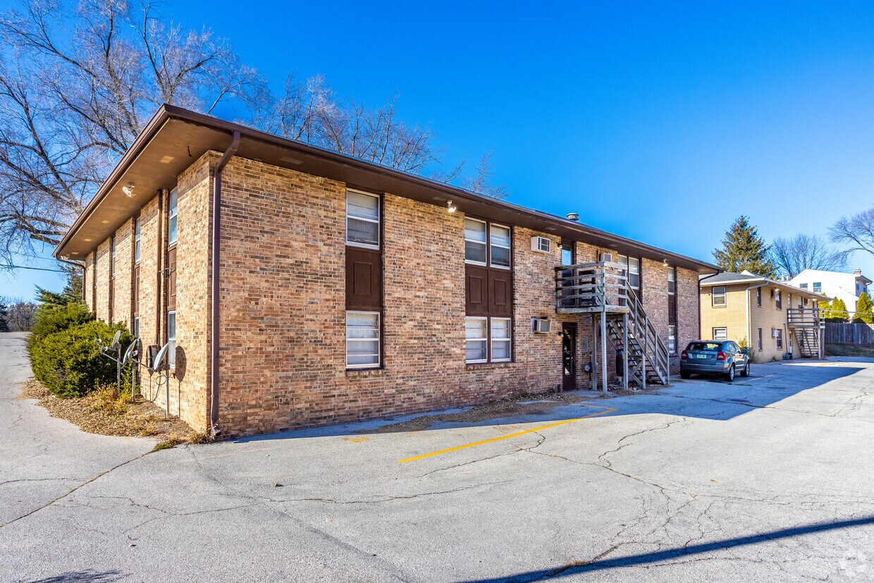 Foto del edificio - 6657-6671 NW 6th Dr