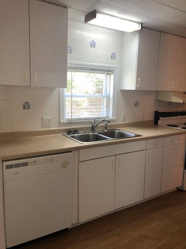Foto del edificio - Charming 2 BR mobile home, minutes to Wrig...