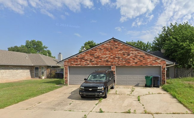 Photo - 8021 NW 80th St House