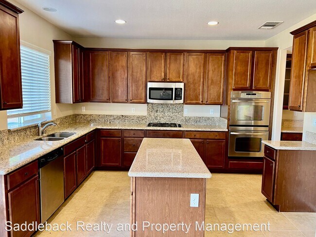 Building Photo - 4 br, 3 bath House - 1301 Alee Cir
