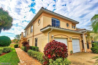 Building Photo - 9060 Palmas Grandes Blvd