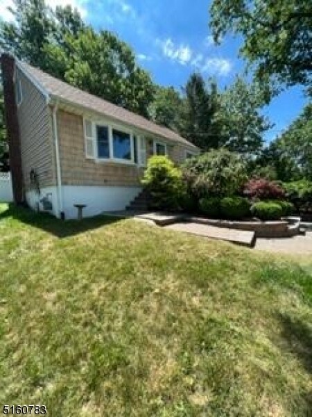 Building Photo - 78 Conforti Ave