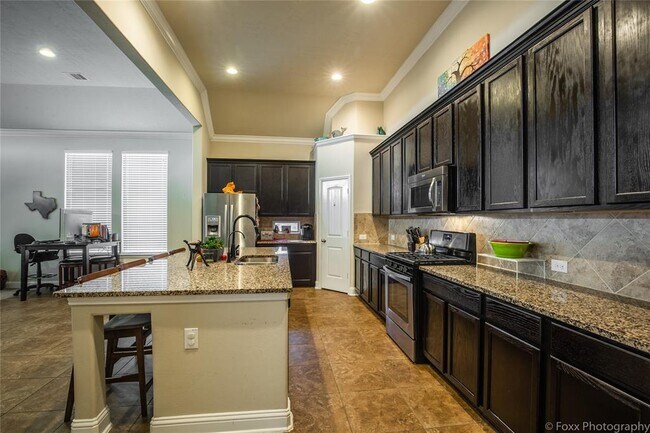 Building Photo - 8103 Lockridge Terrace Ln
