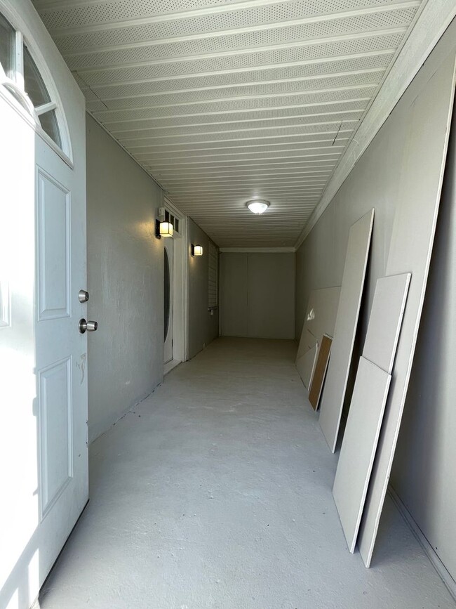 Photo - Newly Renovated 3 Bed, 1.5 Bath in Fairview! House