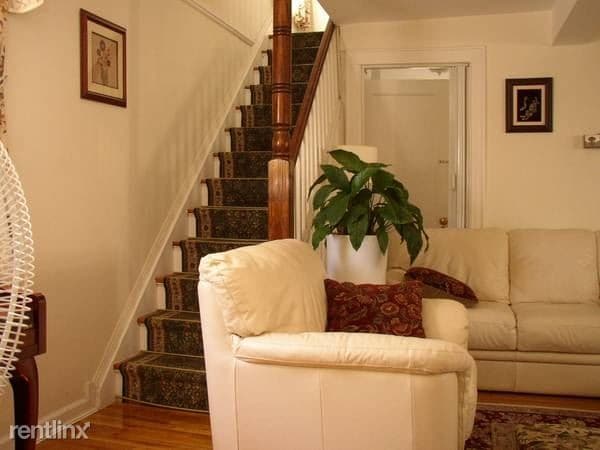 Primary Photo - 6301 Riverdale Ave