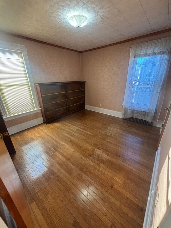 Foto del edificio - 10 Town Hill Ave