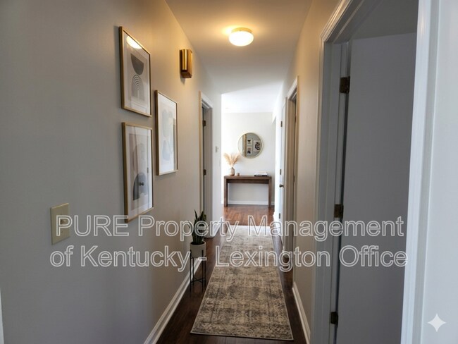 Foto del edificio - 2225 Sandra Ct