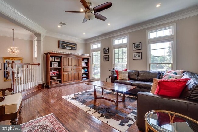 Building Photo - 1685 Hunting Creek Dr