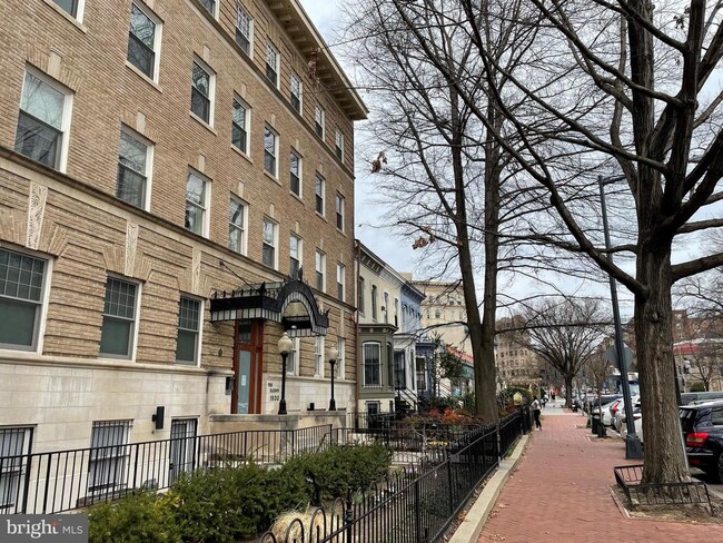 Foto del edificio - 1930 New Hampshire Ave NW