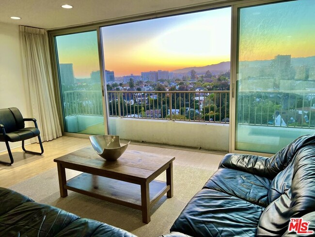 Foto del edificio - 10501 Wilshire Blvd
