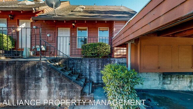 Foto del edificio - 3 br, 2 bath House - 72 Kingston Lane (Way