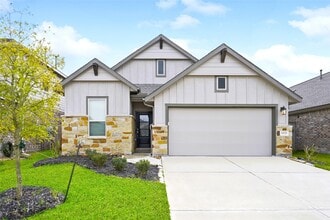 Building Photo - 30023 Vallonea Oak