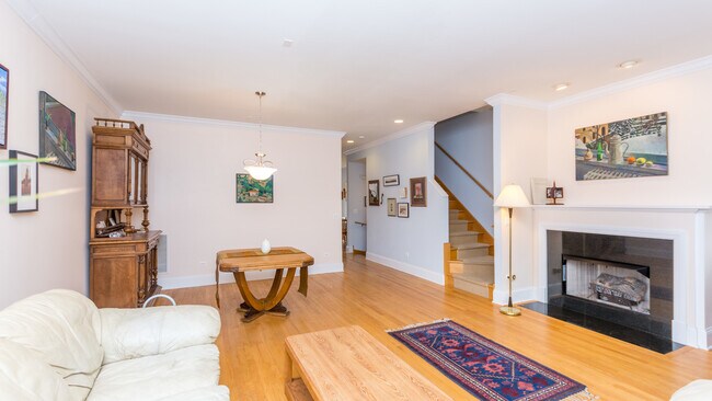 Foto del edificio - 4113 N Southport Ave