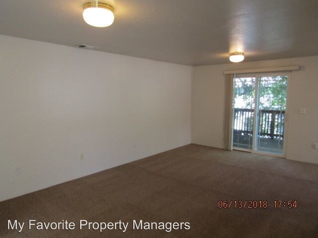 Foto del edificio - 1056-1058 S Shasta Ave