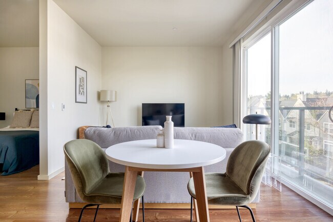 Foto del edificio - 8300 160th Ave NE