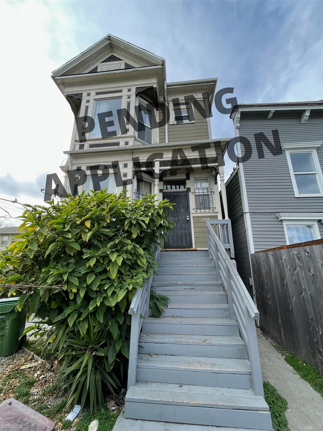 Primary Photo - 4 br, 2 bath Duplex - 2519 Martin Luther K...