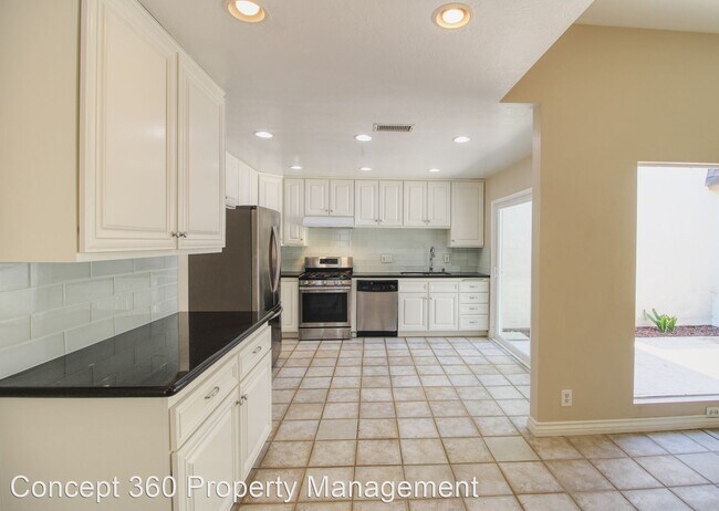 Foto del edificio - 3 br, 2 bath House - 17 QUEENS WREATH WAY