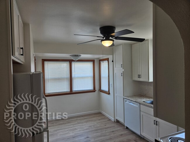 Foto del edificio - 2948 S 46th St