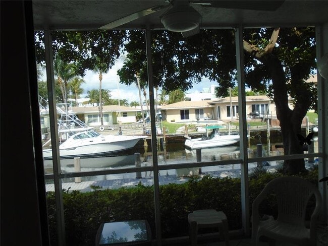 Building Photo - 3165 NE 48th Ct