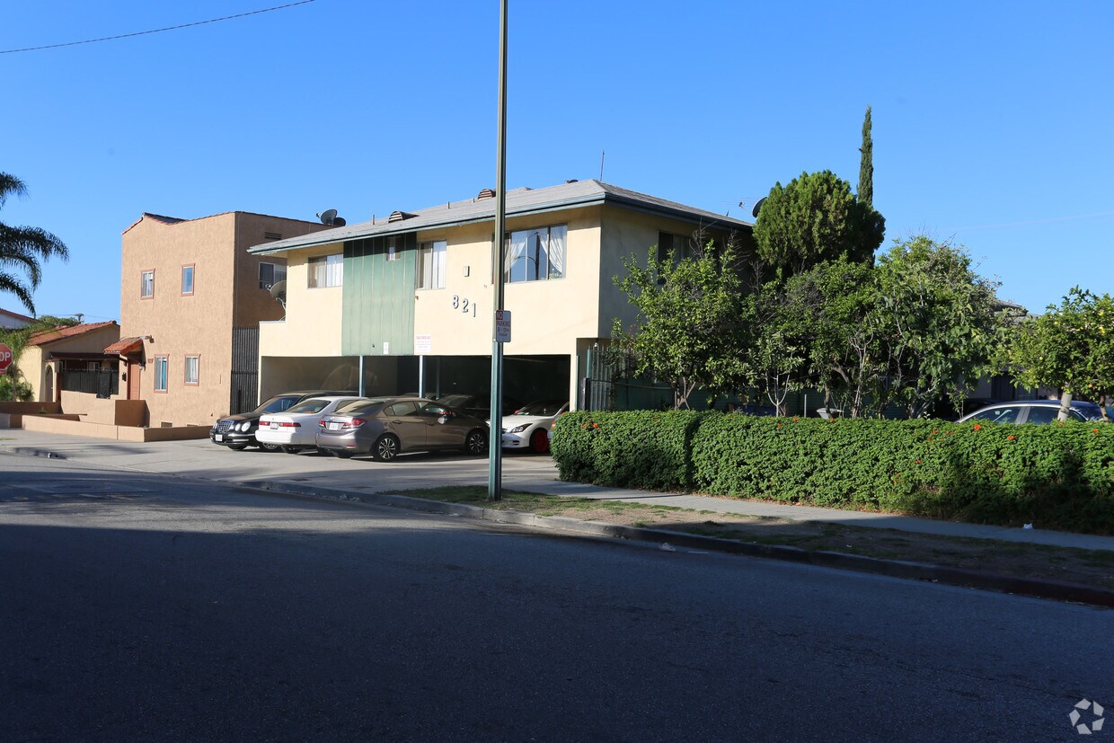 Foto del edificio - 821 S Mariposa St
