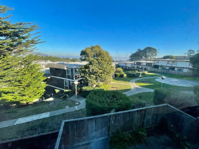 Foto del edificio - 3872 Radburn Dr