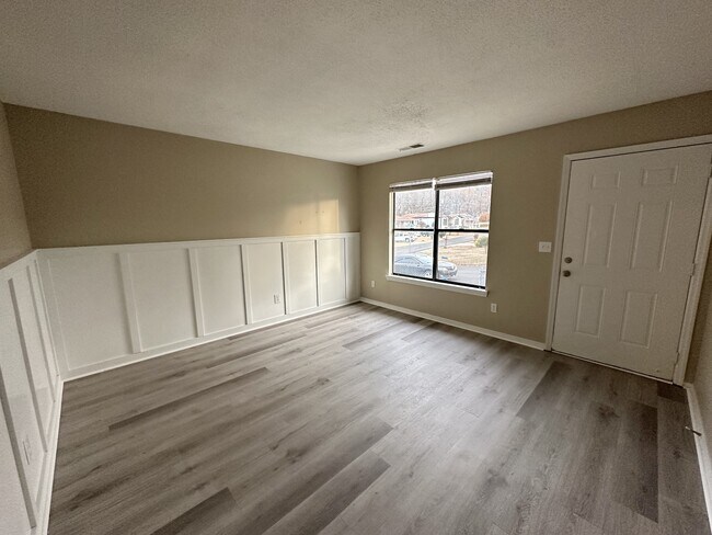 Building Photo - 1920 15th Way SW