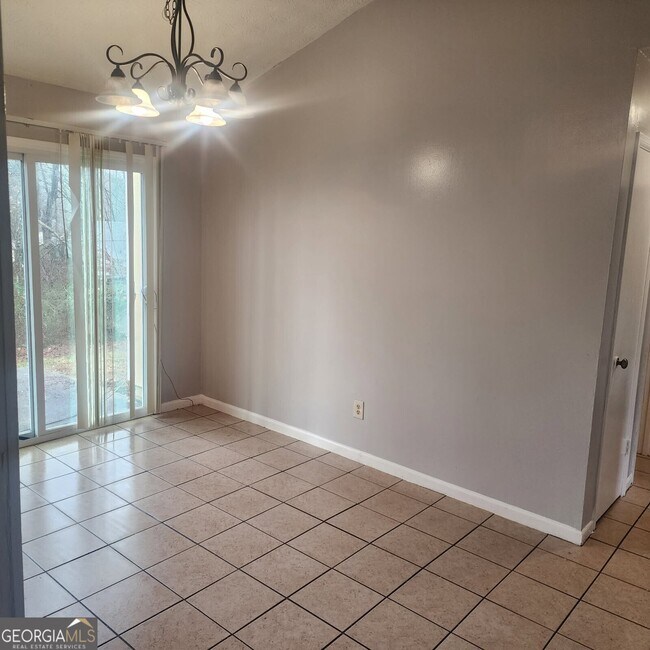 Building Photo - 3981 Skidmore Ct