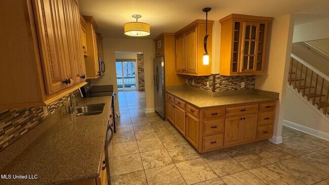 Foto del edificio - 289 Highpoint Dr